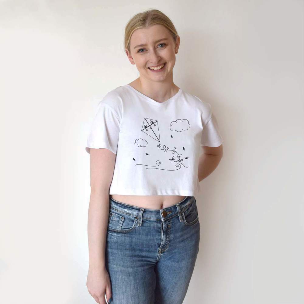 'Kite Flying on a Windy Day' Women's Cotton Crop Tops (CO044808)