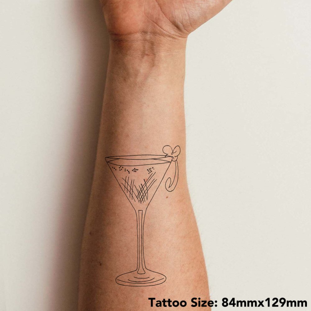 Inkredible Inks Kells - Martini glass tattoo for a bar woman 🍸🍸 A very  cool idea 🙂 #tattoo #barwoman #martini #alcohol #cocktails #horrortattoo  #horror | Facebook